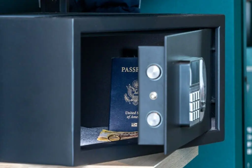 reset code on hotel safe